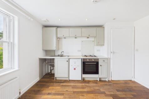 CAM03987G0-PR0200...