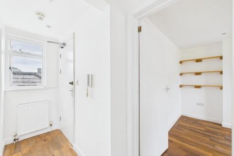 CAM03987G0-PR0200...