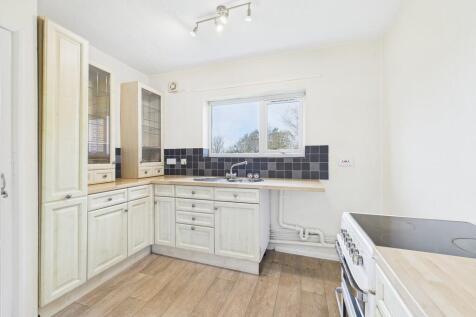 CAM04693G0-PR0048...