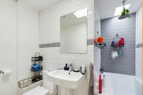 CAM02619G0-PR0250...