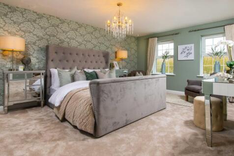 Buckingham master bedroom