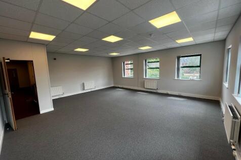 Suite E - 1