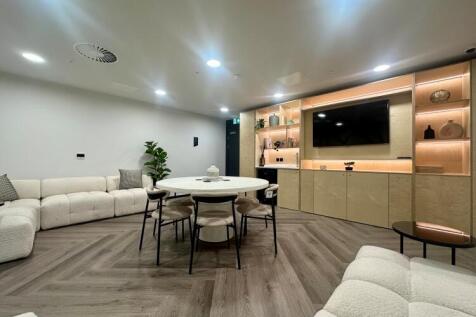 Residents Lounge 1