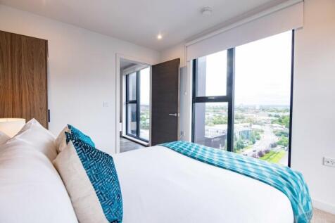 3 Bed Show Apartm...