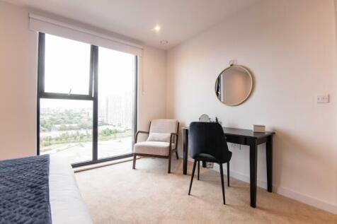 3 Bed Show Apartm...