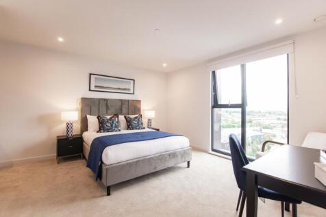 3 Bed Show Apartm...