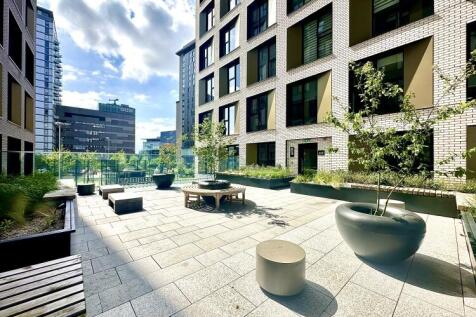 Communal Terrace ...