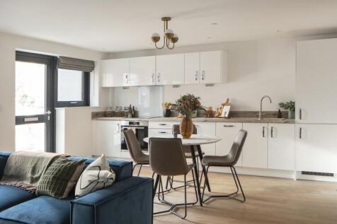 Kitchen (2)