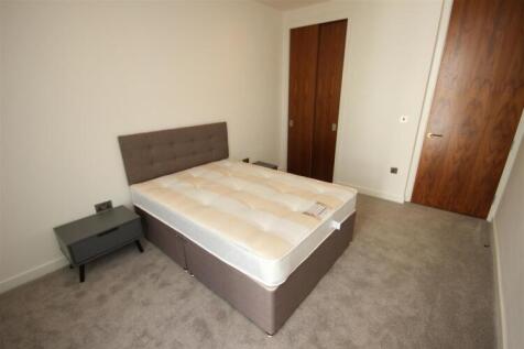 Second Bedroom (2)