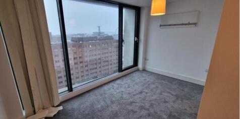 1012 B
