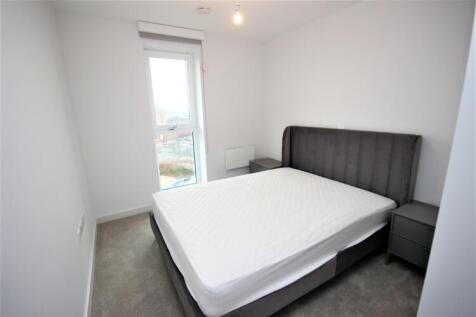 Bedroom (2)