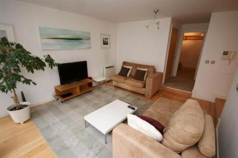 Living Area (2)
