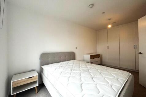 57dd9093-f790-46c...