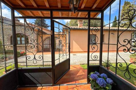 Property Image 6