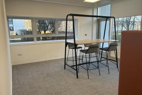 3 Lochside Way Ground Floor