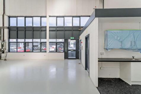 8649341interior08800.jpg