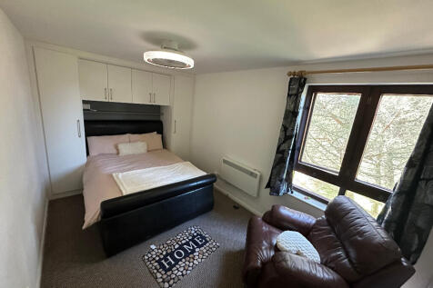 Bedroom photo 1