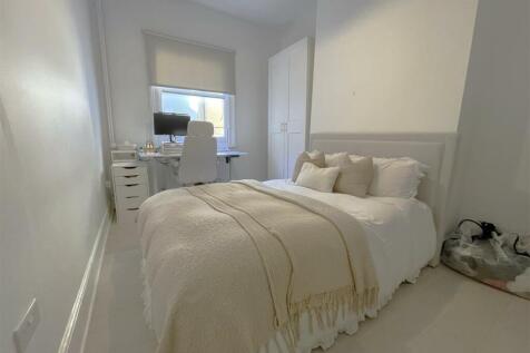 1 bedroom.jpg