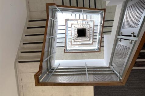 Staircase.jpg