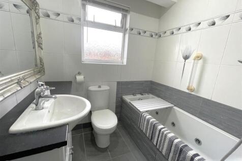1 Bathroom.jpg