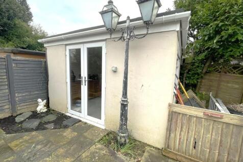 1 Garden Room.jpg