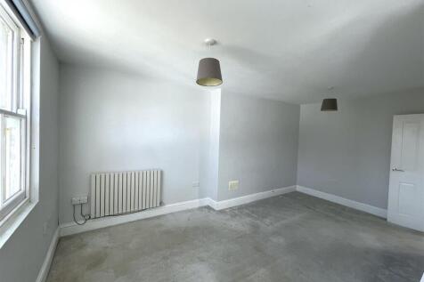 Living Room.jpg