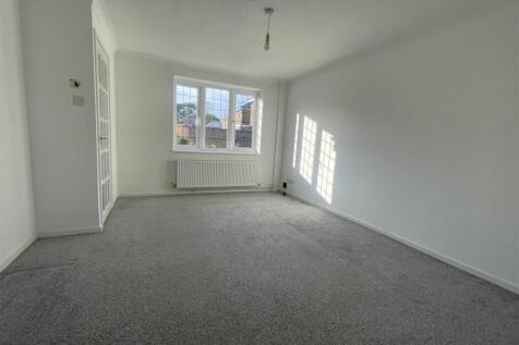 Living Room.jpg