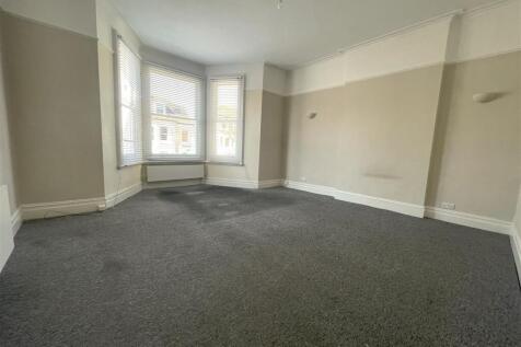 Living Room.jpg