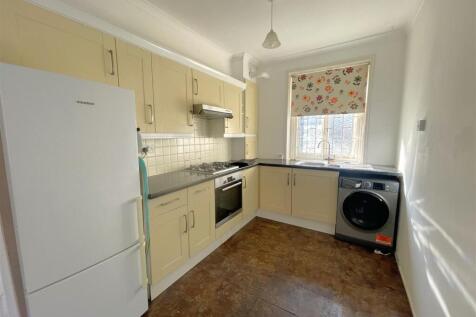 Kitchen new.jpg