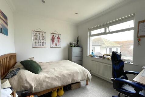 Bedroom 3.jpg