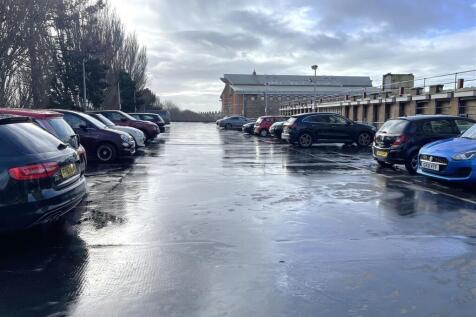 Parking.jpg