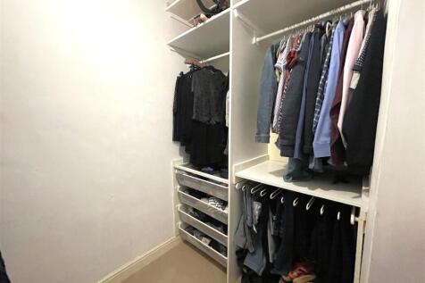 Dressing Room.jpg