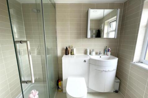 Ensuite.jpg