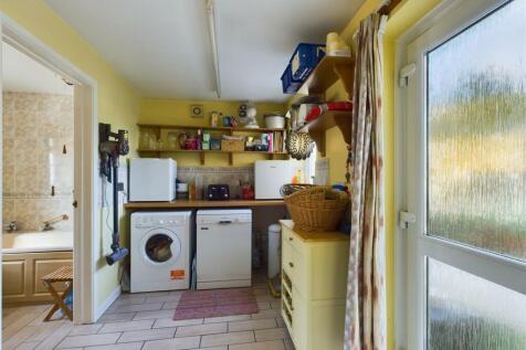 CAM02295G0-PR0100-STILL013.jpg