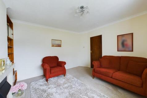 CAM02295G0-PR0152-STILL005.jpg
