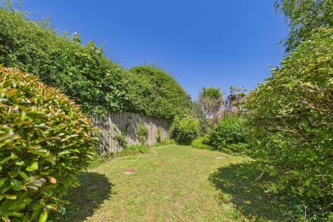 CAM02295G0-PR0244-STILL014.jpg