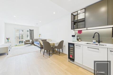 kitchen &#43; reception