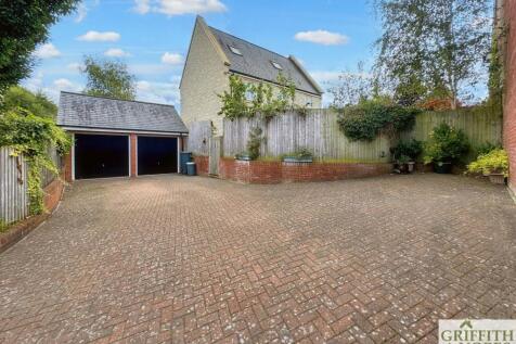 Parking/Garages
