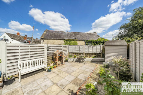 Garden and Patio Area