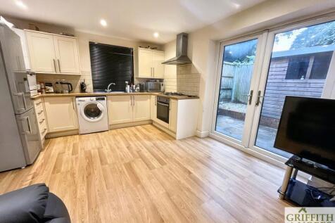 Open Plan Kitchen Lounge