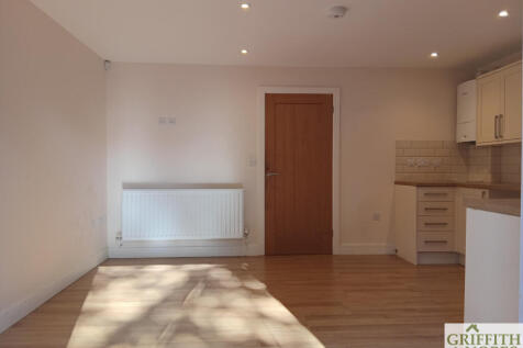 Kitchen and Lounge Area