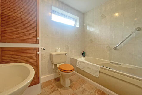 ivy bath