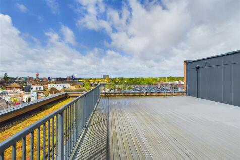Communal roof terrace 3