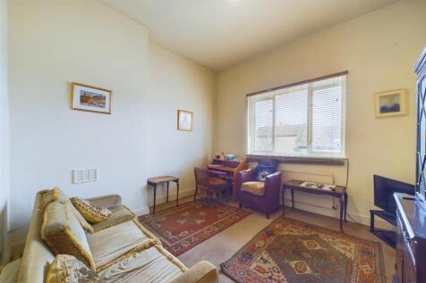 CAM01799G0-PR0118-STILL005.jpg