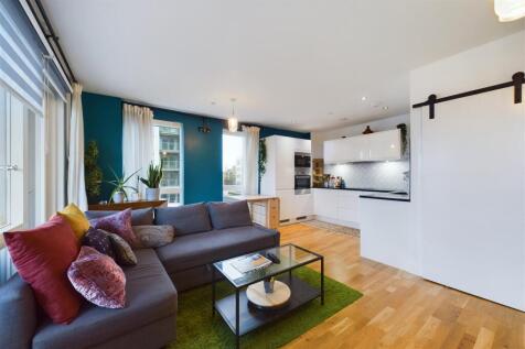 Living Room &amp; Kitchen