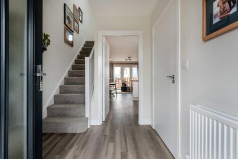Light and airy, welcoming hallway