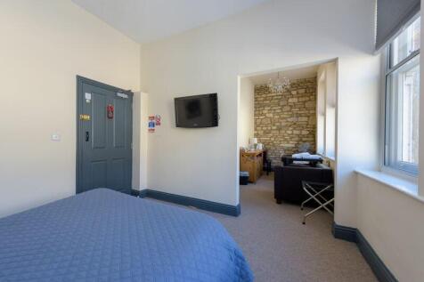 First Floor Guest Bedroom