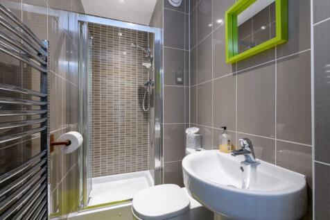 Bedroom 2 En-Suite