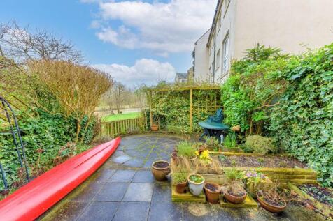 Courtyard Garden