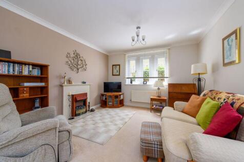 Sitting/Dining Room